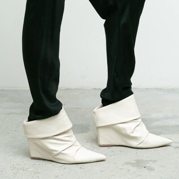 Nicholas K Jude Mule, lambskin leather, size W39, beige- RARE, sold out online! - Picture 3 of 16